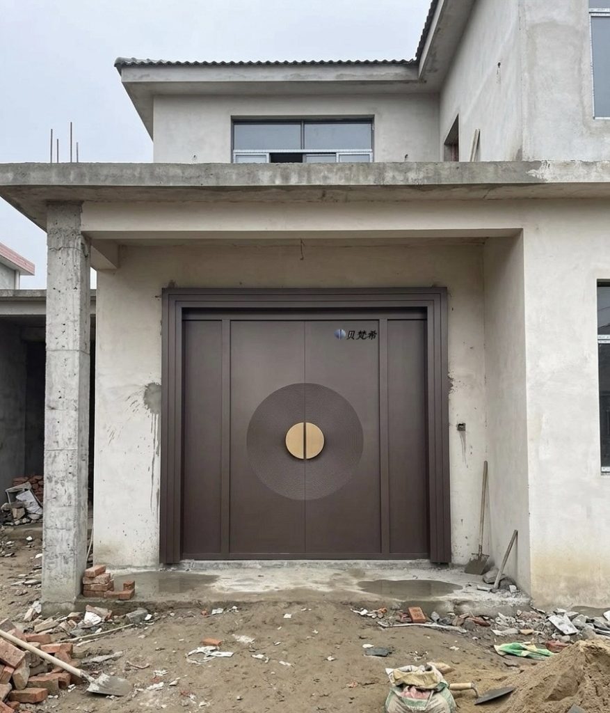 自建房铸铝门厂家怎么选？看尺寸、配置和服务
